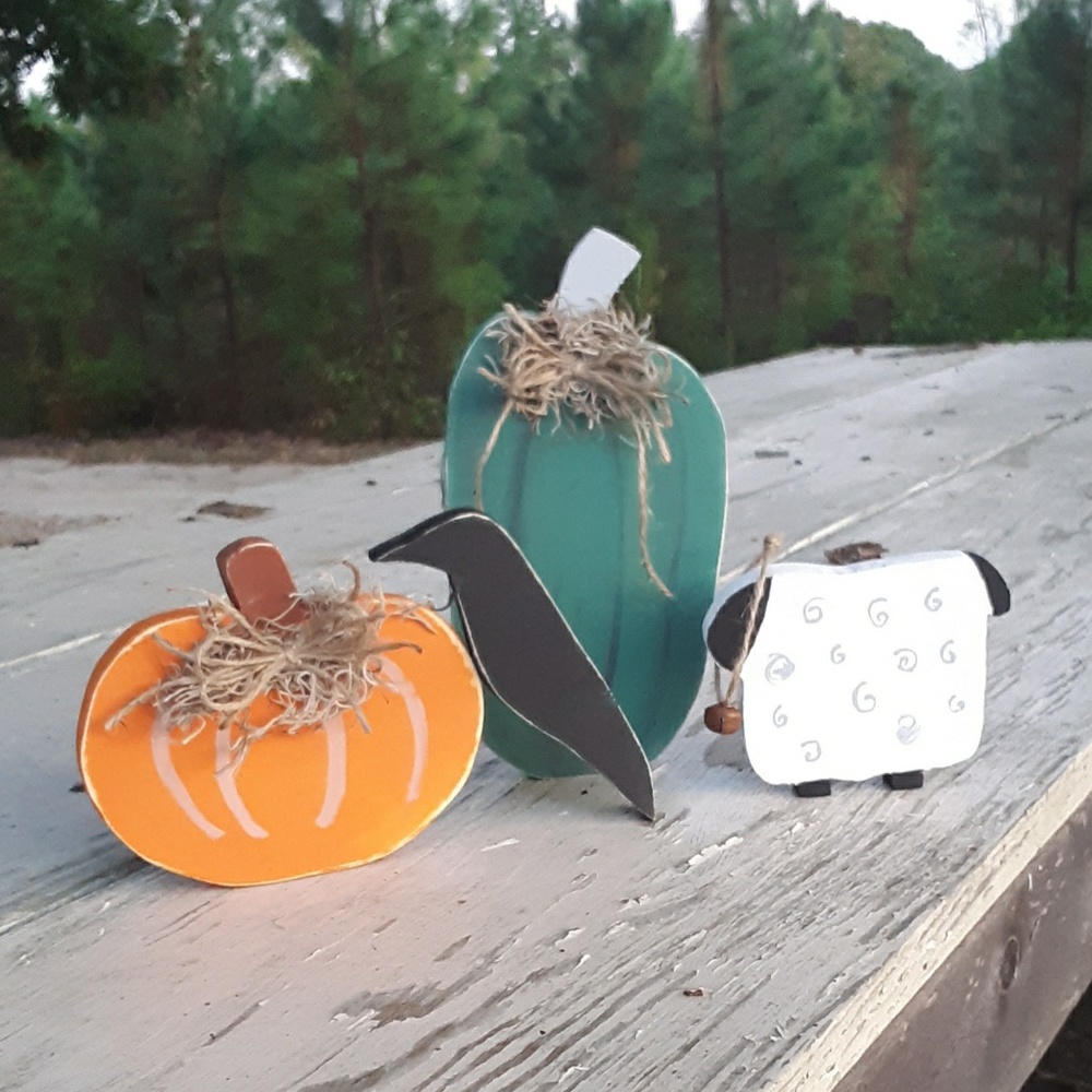 Primitive Fall Decor Pumpkin, Crow, & Sheep